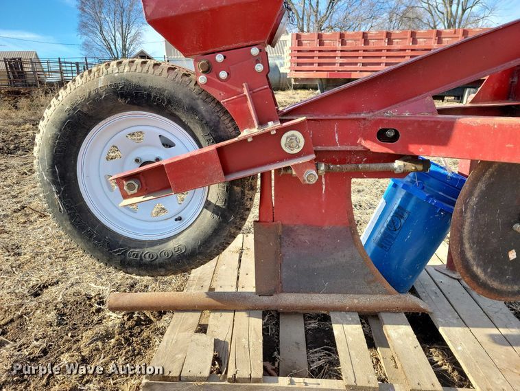 image for item EA2803 Gopher Getter Rodent plow