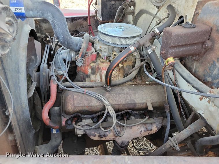 image for item EA2804 1970 International Loadstar 1600 grain truck