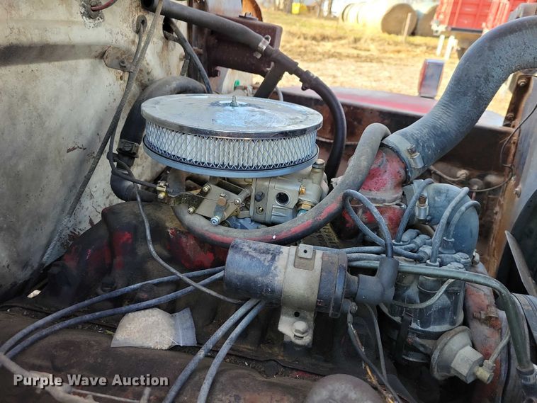 image for item EA2804 1970 International Loadstar 1600 grain truck