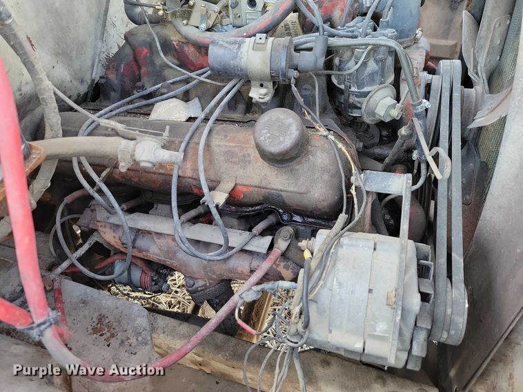 image for item EA2804 1970 International Loadstar 1600 grain truck