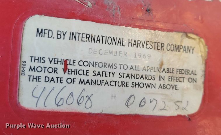 image for item EA2804 1970 International Loadstar 1600 grain truck