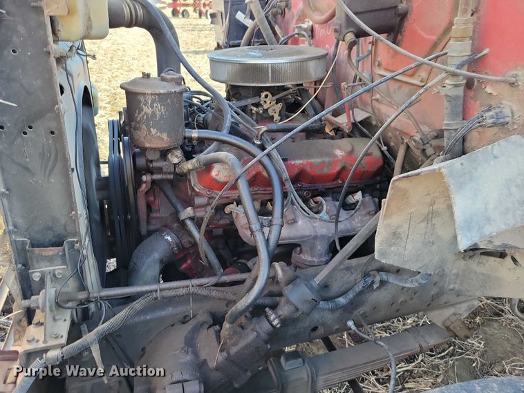 image for item EA2805 1977 IH Loadstar 1700 grain truck