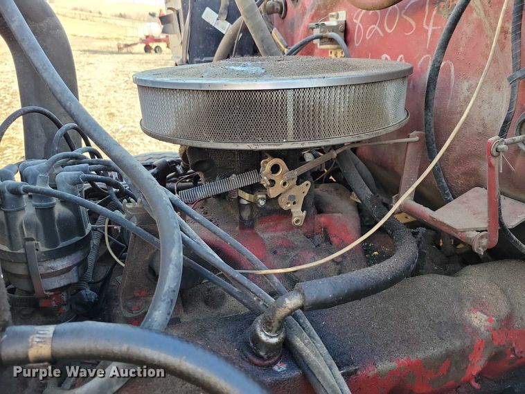 image for item EA2805 1977 IH Loadstar 1700 grain truck