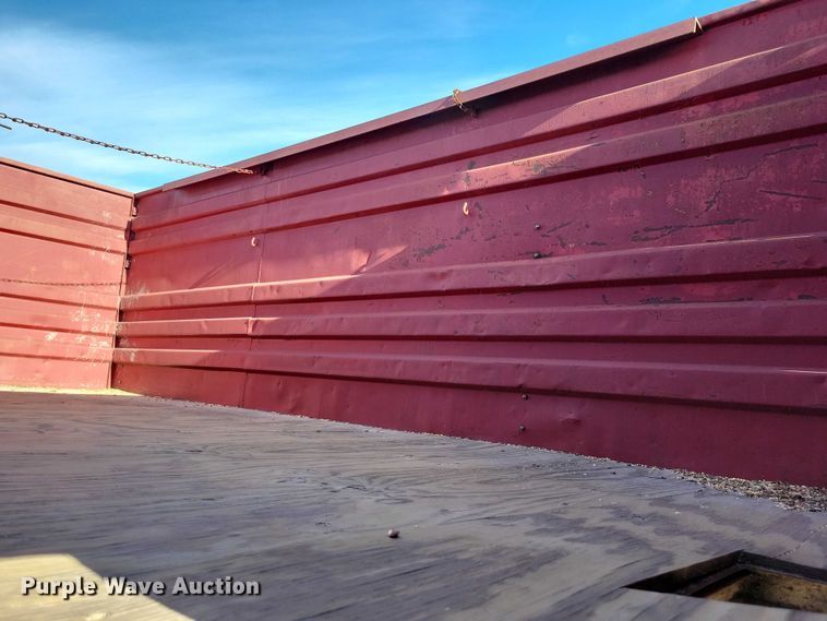 image for item EA2806 1980 Ford F700 grain truck