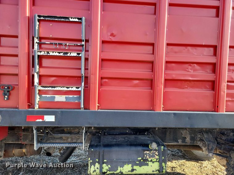 image for item EA2806 1980 Ford F700 grain truck