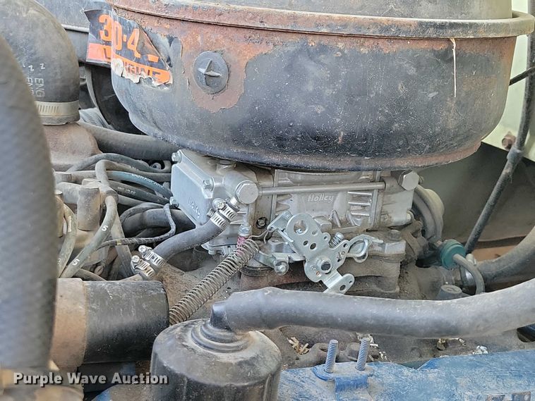 image for item EA2806 1980 Ford F700 grain truck