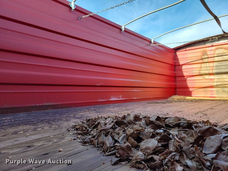 image for item EA2807 1979 IH S1700 grain truck