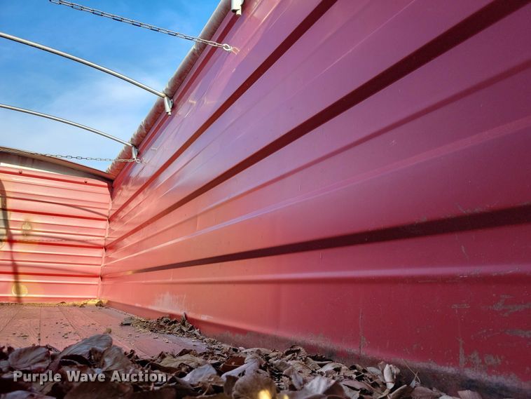 image for item EA2807 1979 IH S1700 grain truck