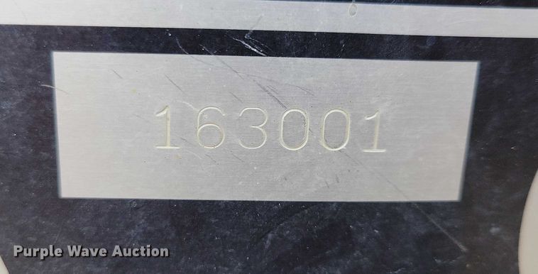 image for item EA2807 1979 IH S1700 grain truck