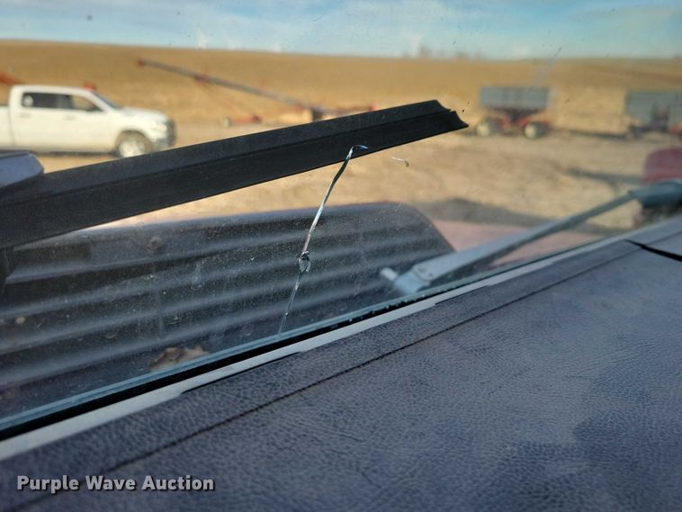 image for item EA2807 1979 IH S1700 grain truck