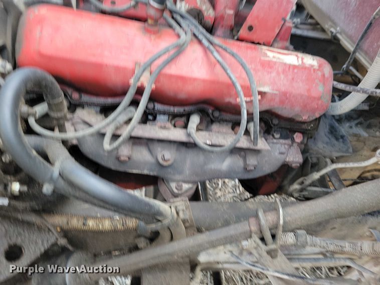 image for item EA2807 1979 IH S1700 grain truck