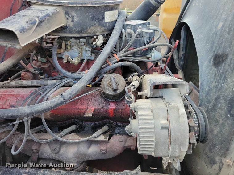 image for item EA2807 1979 IH S1700 grain truck