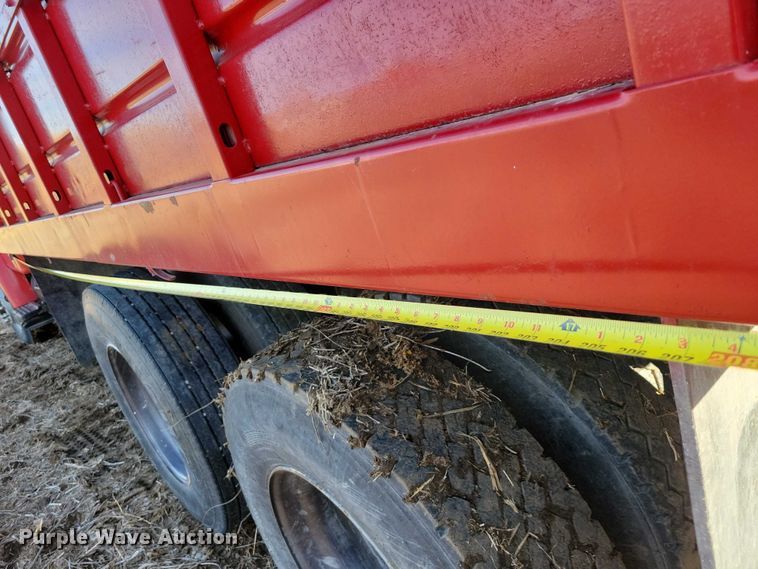 image for item EA2808 1989 IH S1900 grain truck