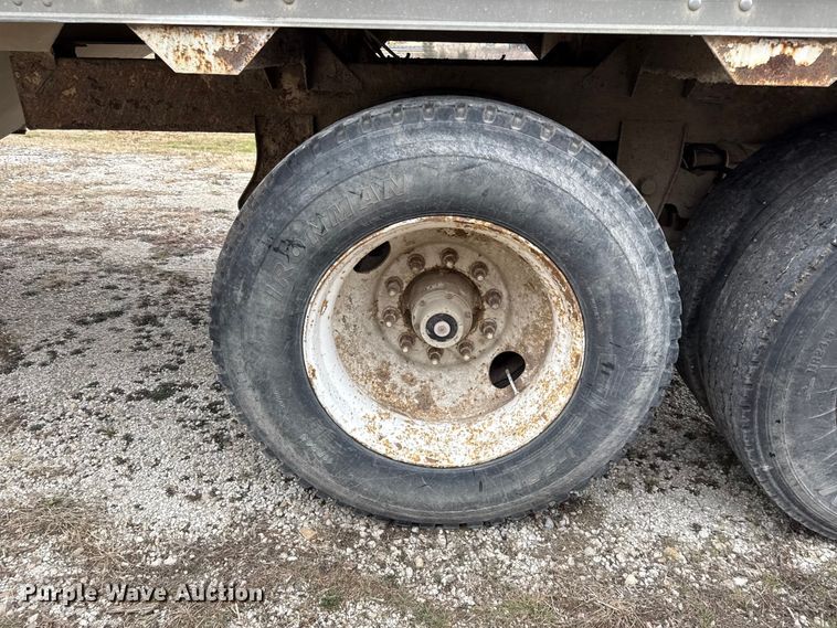 image for item EN0180 1997 Timpte Super hopper grain trailer