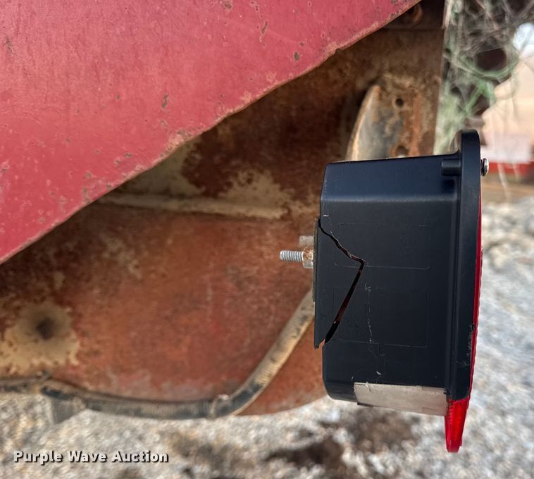 image for item EN0861 1986 International F-9370 manure spreader truck