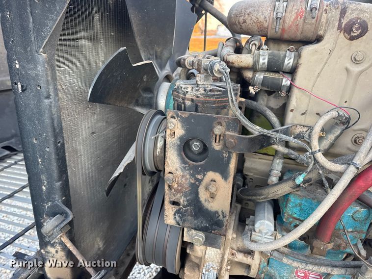 image for item EN0861 1986 International F-9370 manure spreader truck