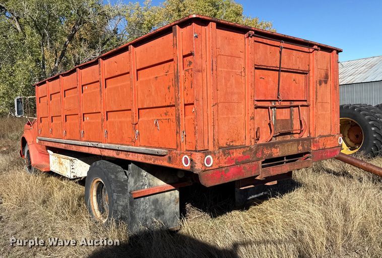 image for item EP0840 1969 Chevrolet C50 grain truck