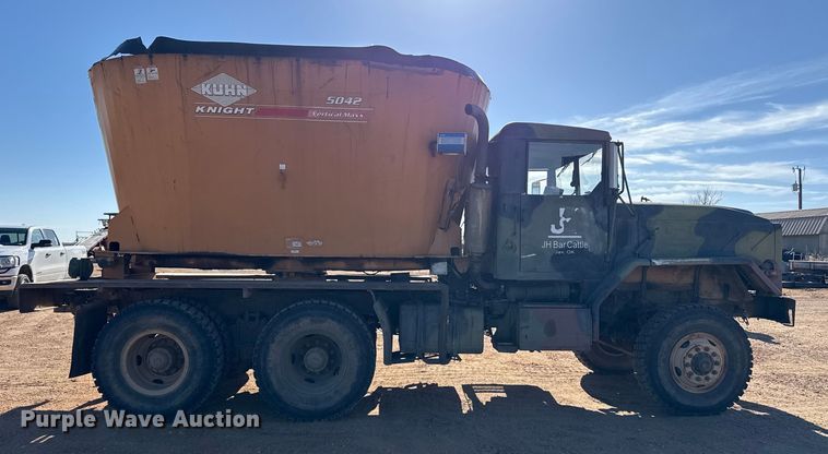 image for item EP2728 1985 AM General M931A1 feed mixer truck