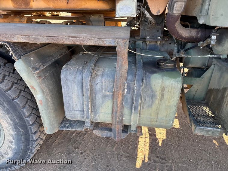 image for item EP2728 1985 AM General M931A1 feed mixer truck