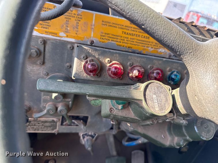 image for item EP2728 1985 AM General M931A1 feed mixer truck