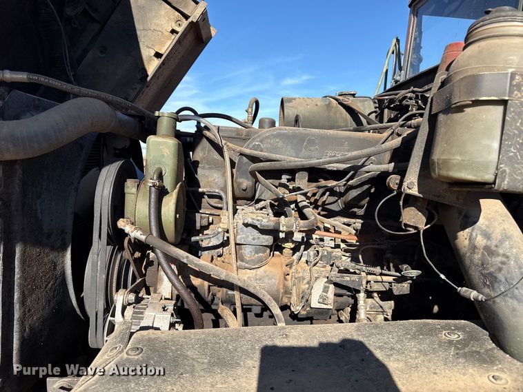 image for item EP2728 1985 AM General M931A1 feed mixer truck