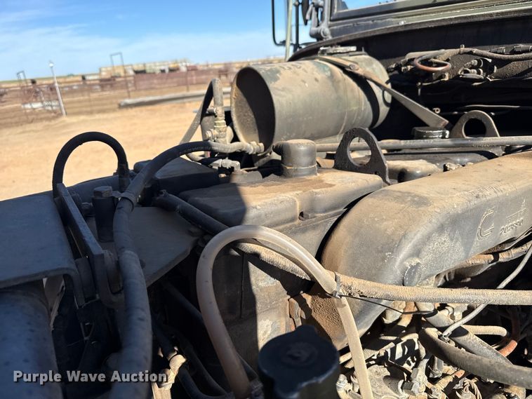 image for item EP2728 1985 AM General M931A1 feed mixer truck