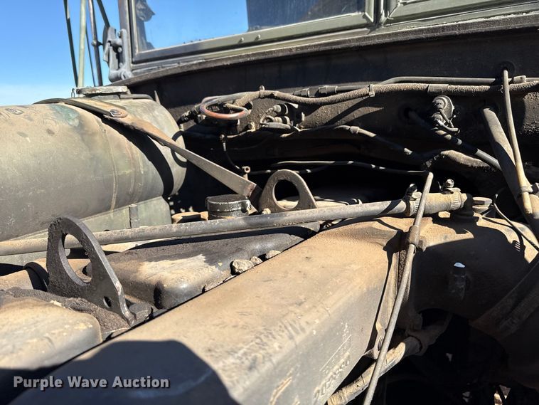 image for item EP2728 1985 AM General M931A1 feed mixer truck