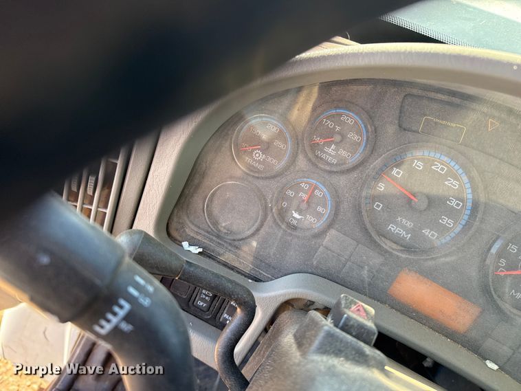 image for item EP2753 2012 International WorkStar 7400 feed mixer truck