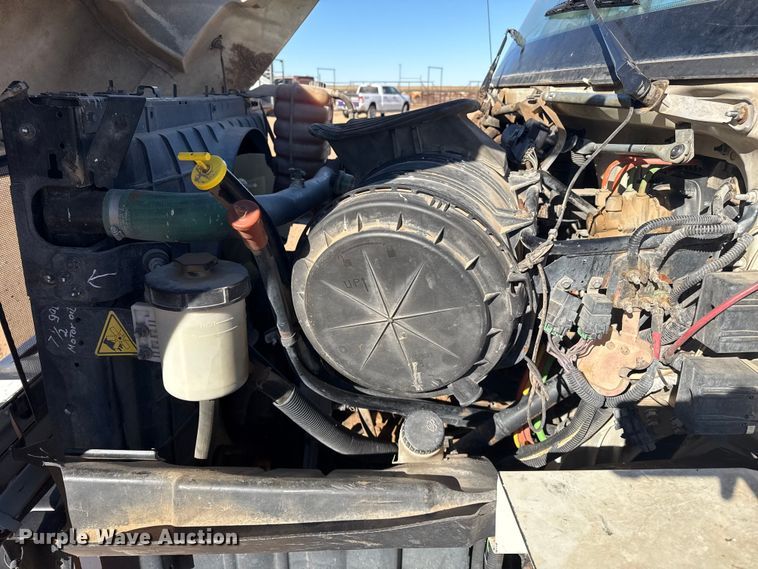 image for item EP2753 2012 International WorkStar 7400 feed mixer truck