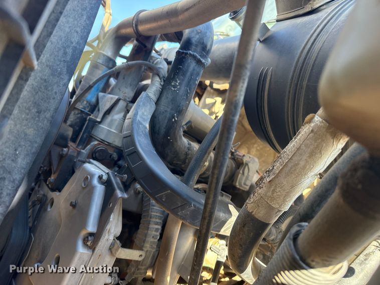 image for item EP2753 2012 International WorkStar 7400 feed mixer truck