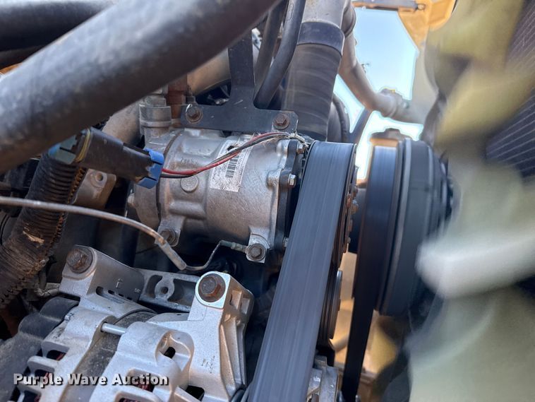 image for item EP2753 2012 International WorkStar 7400 feed mixer truck