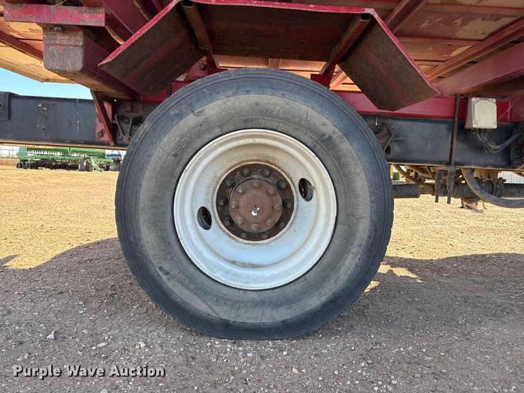 image for item EP2753 2012 International WorkStar 7400 feed mixer truck