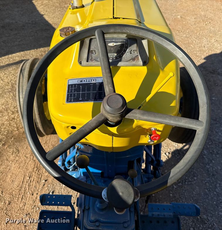 image for item ES5670 Ford 04012K tractor