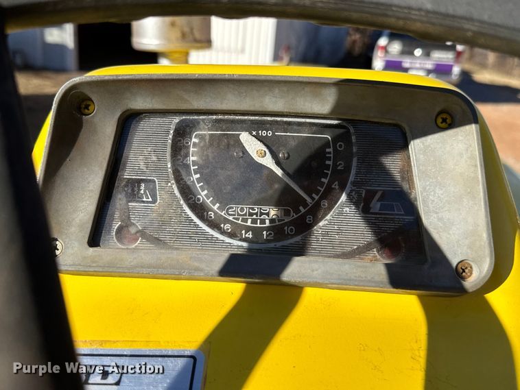 image for item ES5670 Ford 04012K tractor