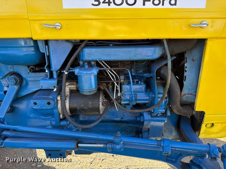 image for item ES5670 Ford 04012K tractor
