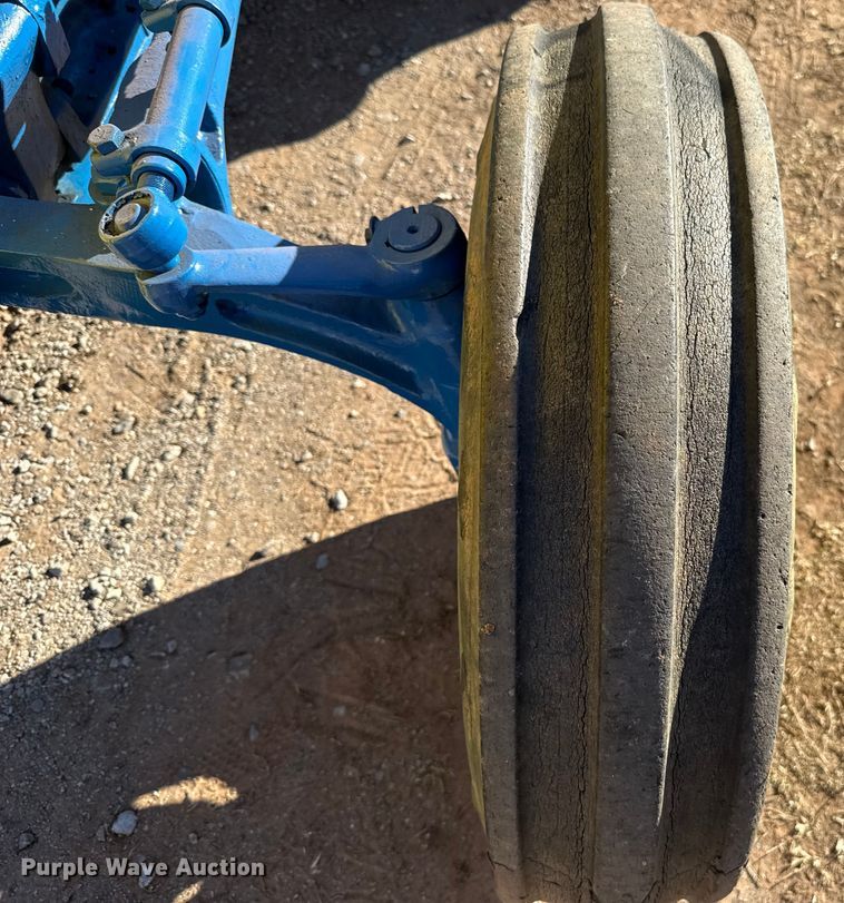 image for item ES5670 Ford 04012K tractor