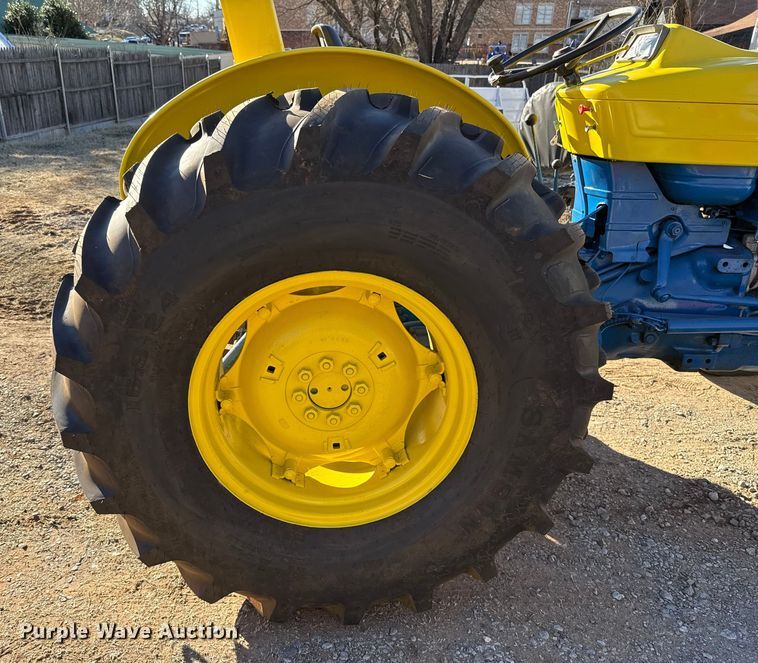 image for item ES5670 Ford 04012K tractor