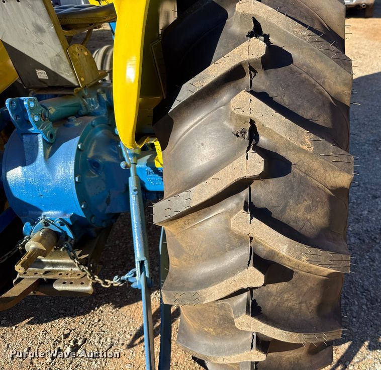 image for item ES5670 Ford 04012K tractor