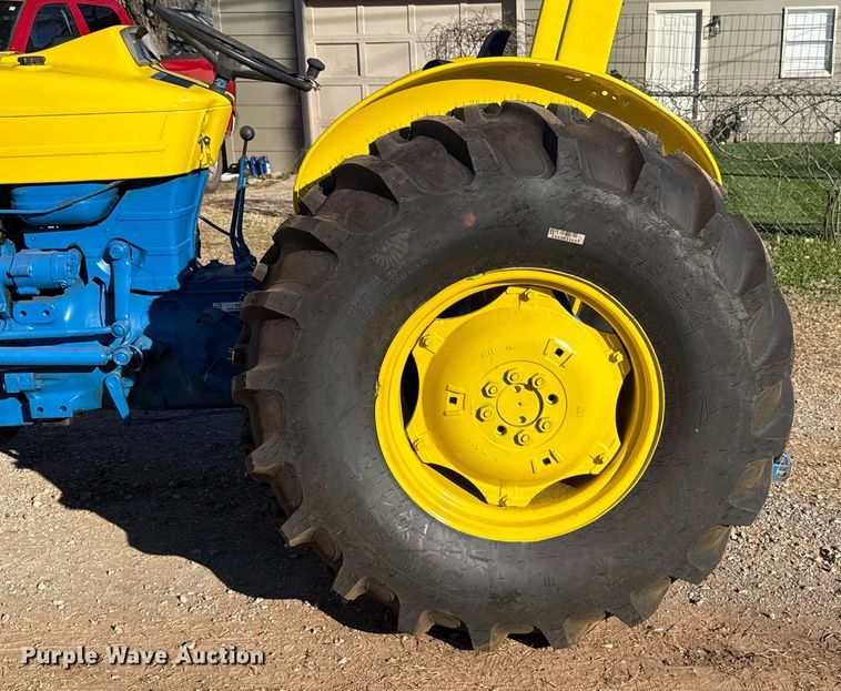 image for item ES5670 Ford 04012K tractor