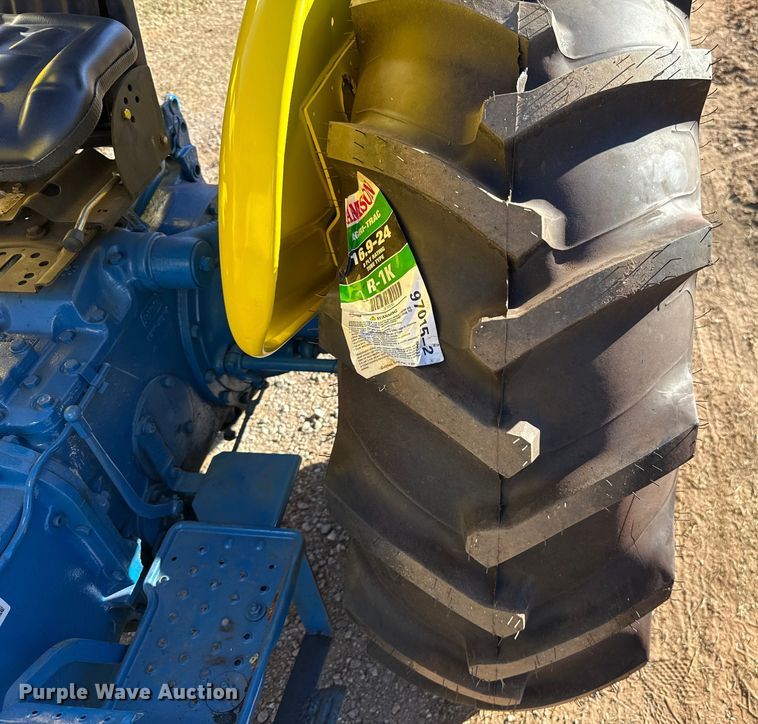 image for item ES5670 Ford 04012K tractor