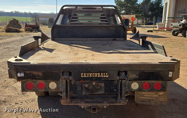 image for item ET1112 2013 GMC Sierra 3500HD bale bed pickup truck