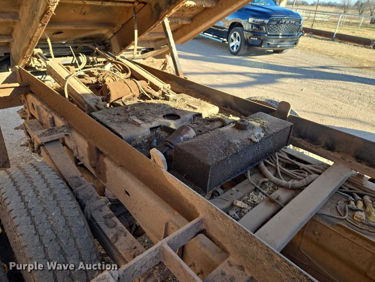 image for item ET1112 2013 GMC Sierra 3500HD bale bed pickup truck