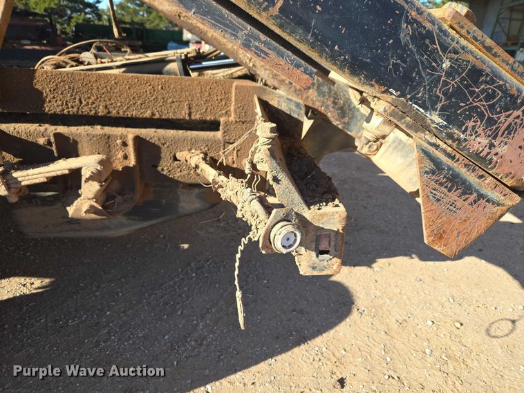 image for item ET1112 2013 GMC Sierra 3500HD bale bed pickup truck