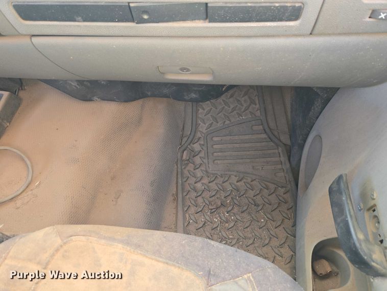 image for item ET1112 2013 GMC Sierra 3500HD bale bed pickup truck