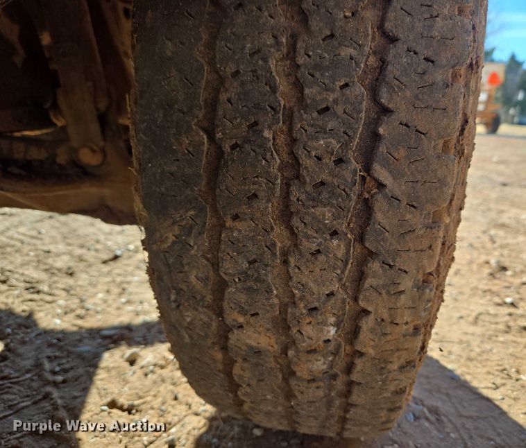 image for item ET1112 2013 GMC Sierra 3500HD bale bed pickup truck