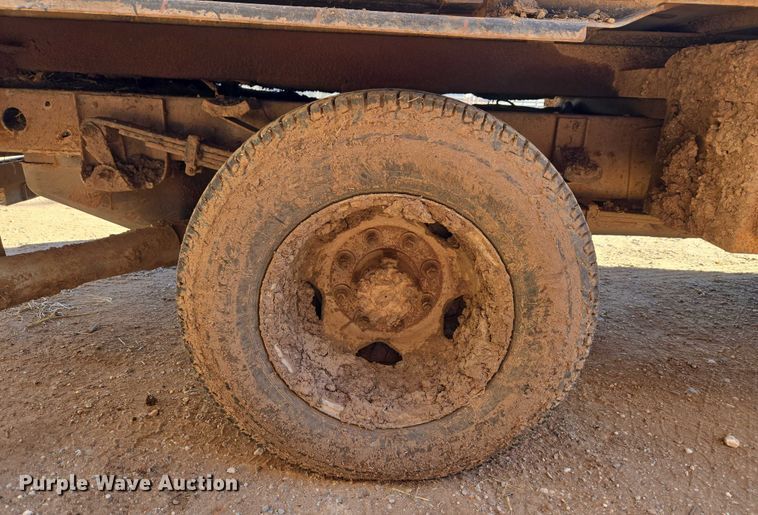 image for item ET1112 2013 GMC Sierra 3500HD bale bed pickup truck