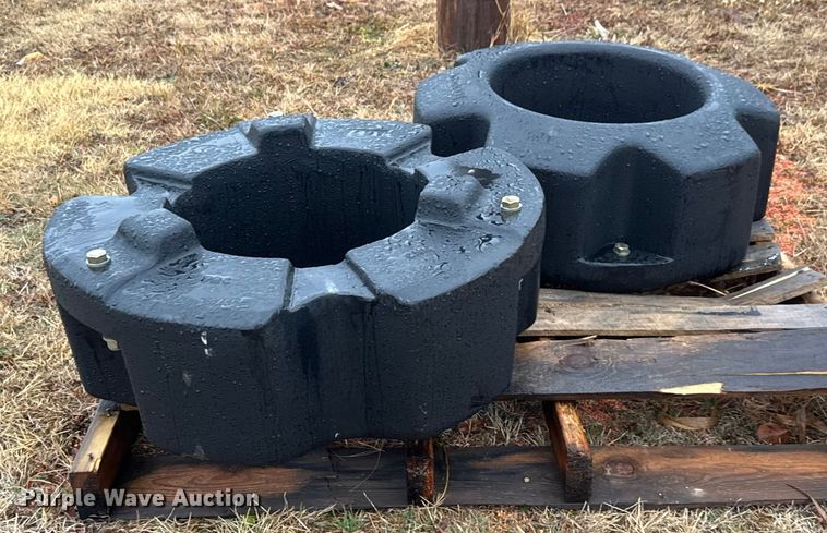 image for item ET4153 (2) tractor wheel weights