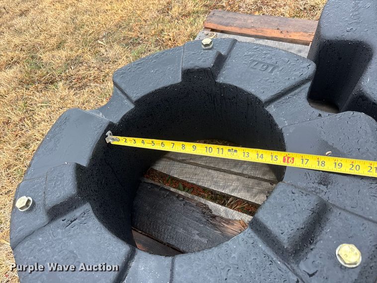 image for item ET4153 (2) tractor wheel weights