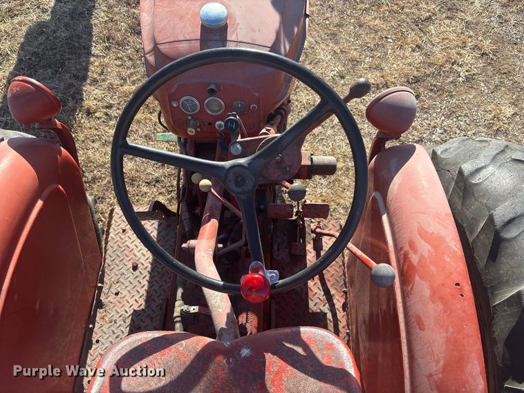 image for item FG1762 1955 Massey Harris 33G1R1 tractor