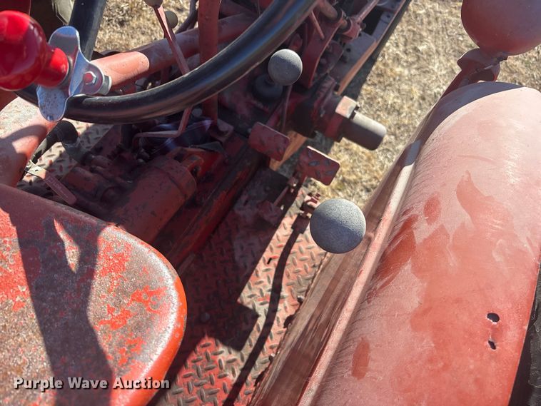 image for item FG1762 1955 Massey Harris 33G1R1 tractor